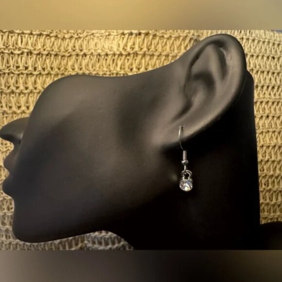 Paparazzi Floral Necklace And Earring Set NWT - Picture 4 of 6